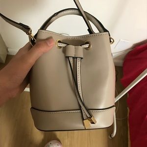 Tan Crossbody-bag